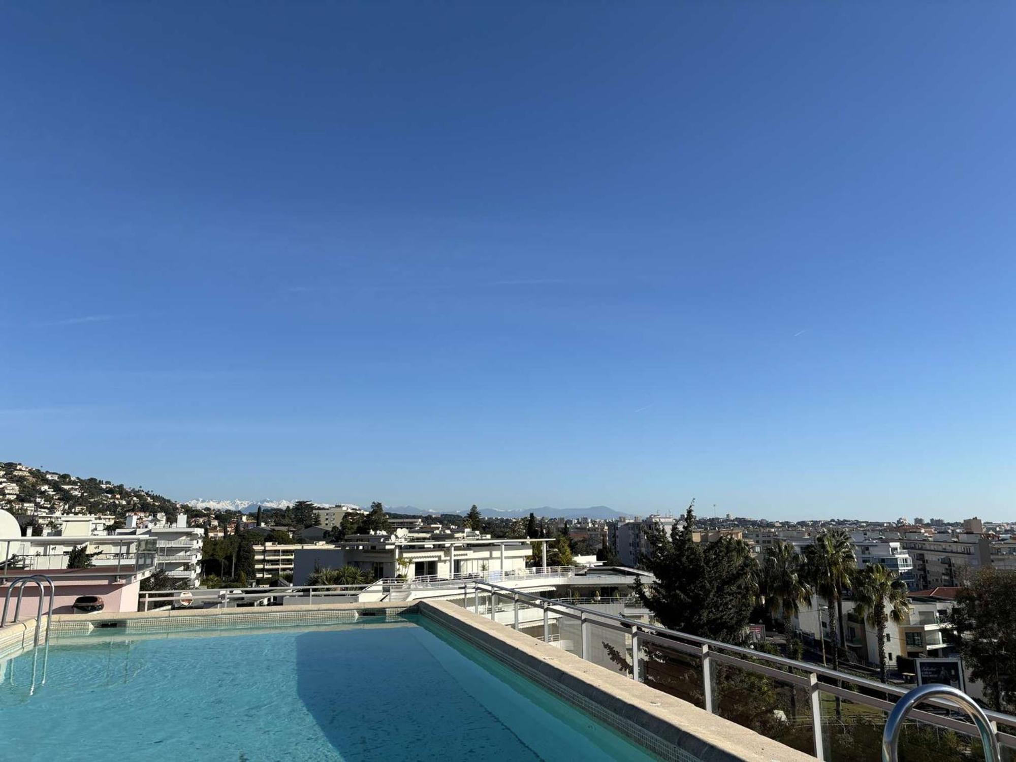 Studio Agreable Avec Loggia, Garage Et Plage A Proximite - 2 Couchages, Golfe-Juan - Fr-1-252-62 Eksteriør bilde