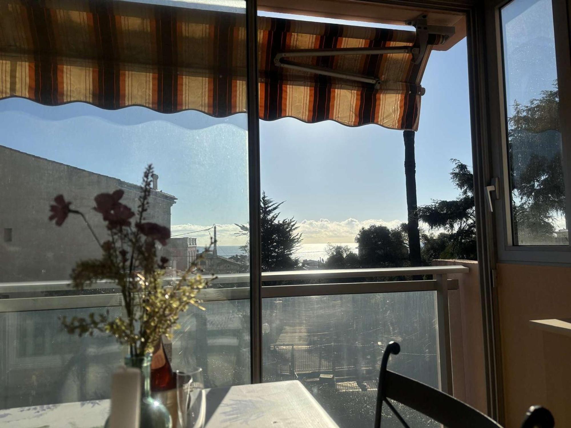 Studio Agreable Avec Loggia, Garage Et Plage A Proximite - 2 Couchages, Golfe-Juan - Fr-1-252-62 Eksteriør bilde