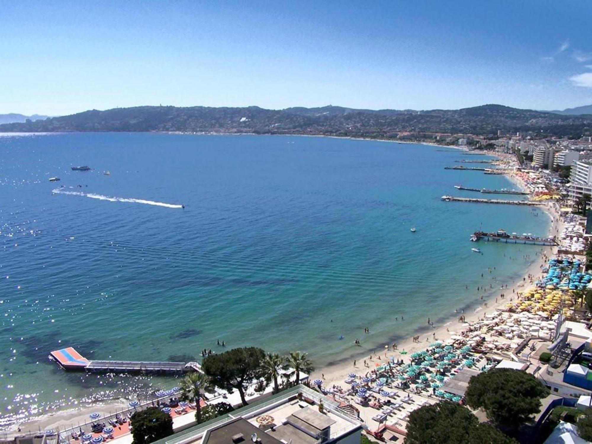 Studio Agreable Avec Loggia, Garage Et Plage A Proximite - 2 Couchages, Golfe-Juan - Fr-1-252-62 Eksteriør bilde